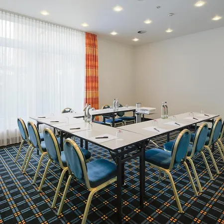 Hotel H+ Koeln 4*