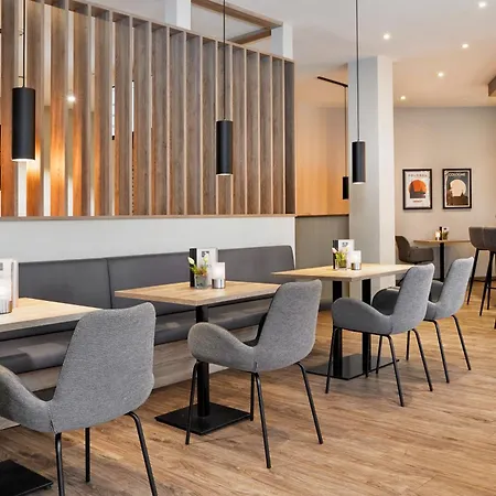 Hotel H+ Koeln 4*