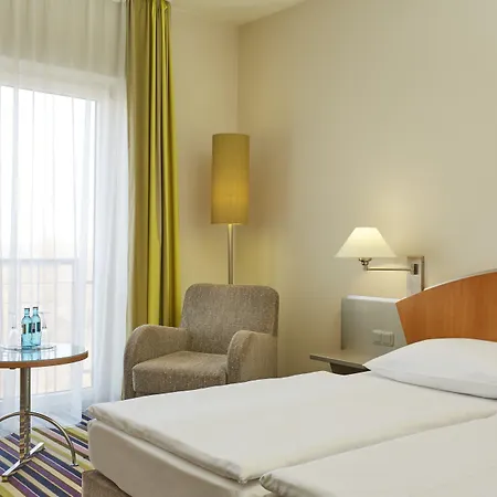 H+ Koeln Hotel 4*