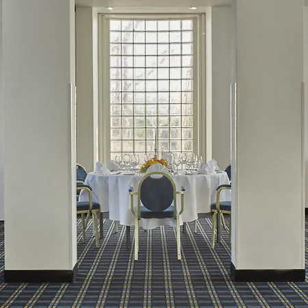 H+ Koeln Hotell