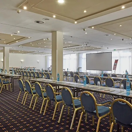 Otel H+ Köln Hürth