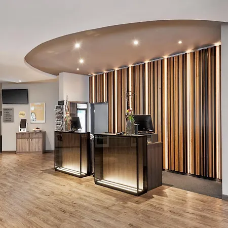מלון Sunday Hotel Koeln Huerth 4*