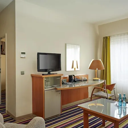 H+ Koeln Hotel 4*