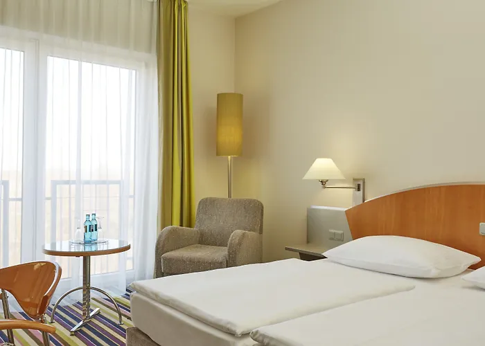 H+ Koeln Hotel 4*